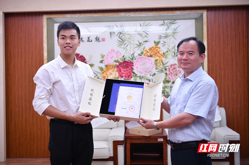 皇家马德里VS阿拉维斯直播_皇家马德里VS阿拉维斯直播在线观看_皇家马德里VS阿拉维斯直播免费直播无插件